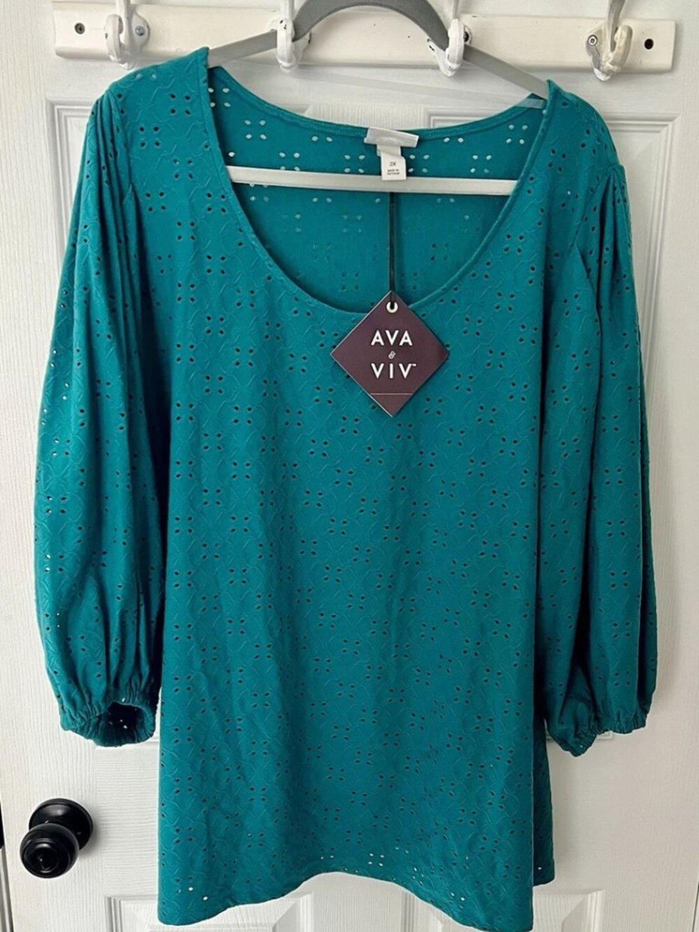 Ava & Viv Teal Eyelet Puff-Sleeve Tunic